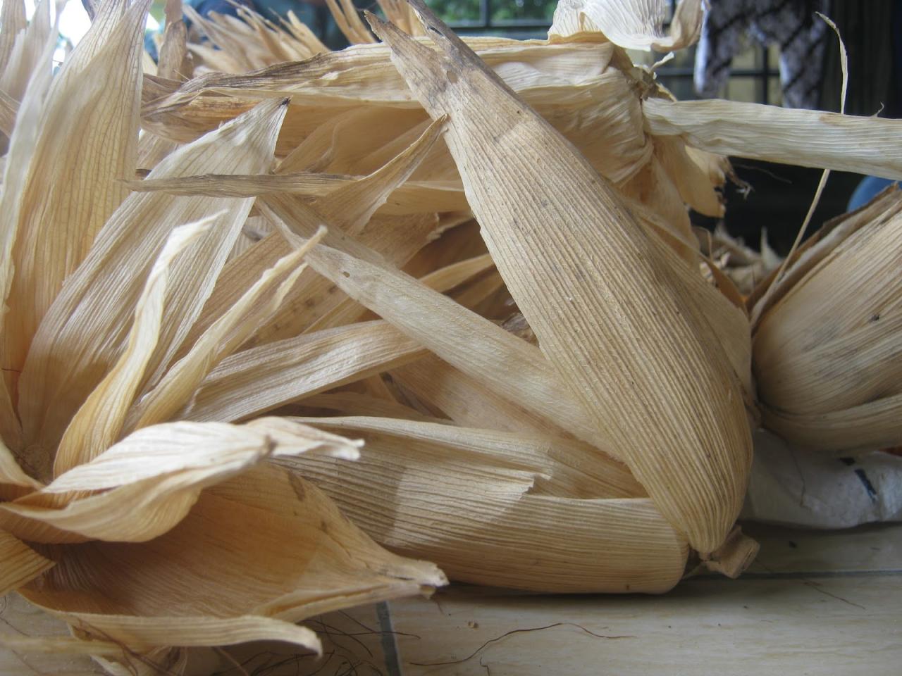 jagung kulit kerajinan dari bingkai ditiru rumahmesin sumber